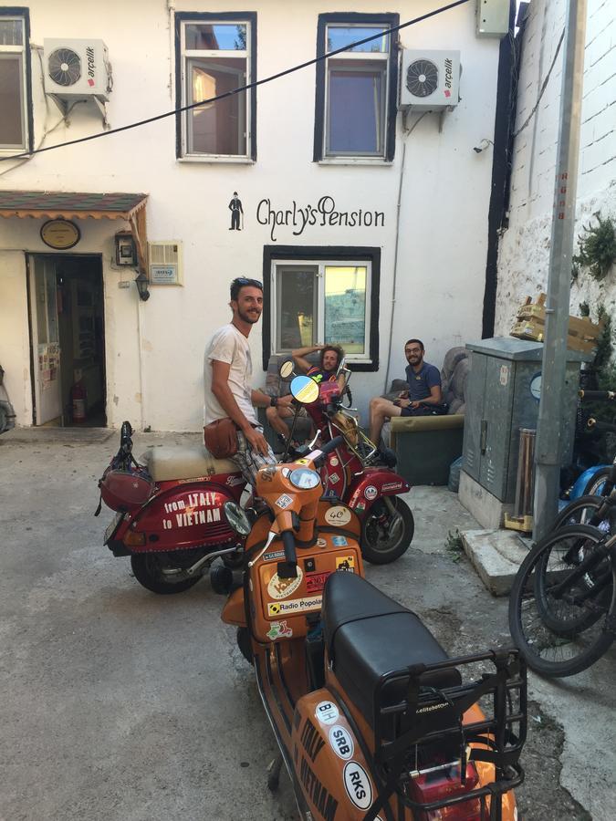 Charly'S Pension Egirdir Екстериор снимка